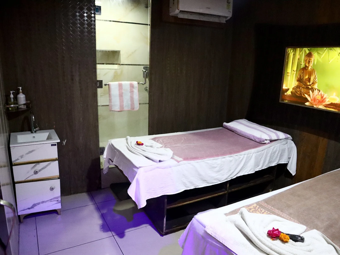 Double Bed Massage Suite